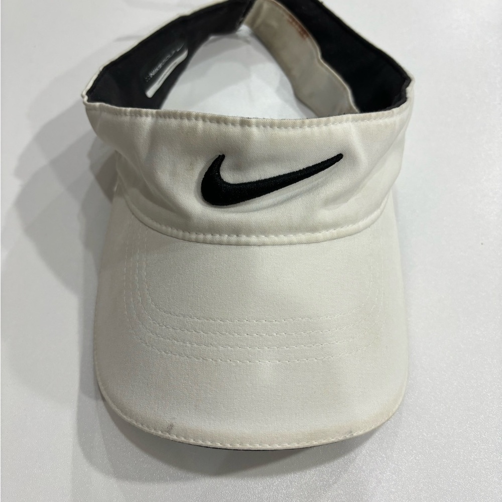 Unisex Nike visor